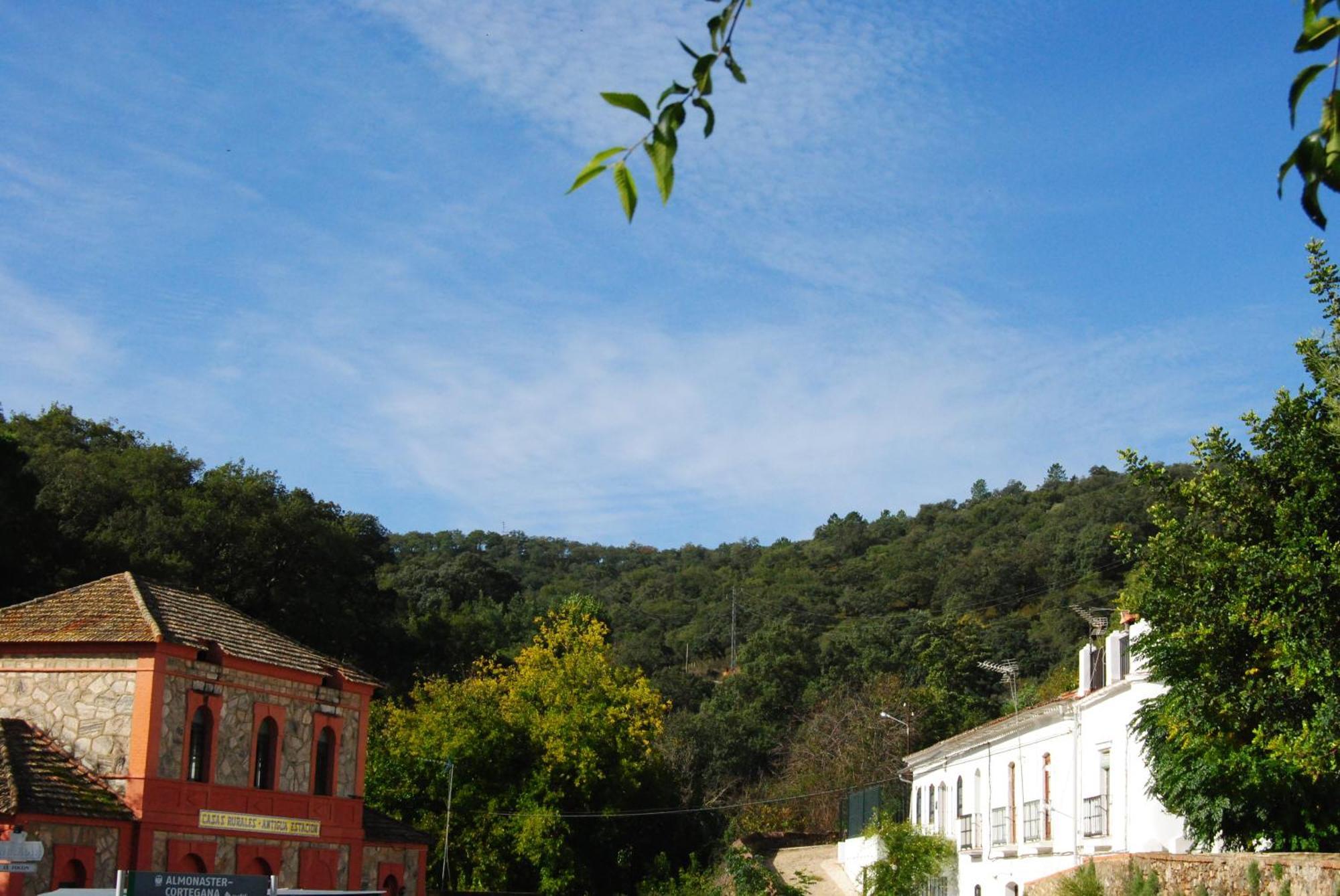 La Casa De La Estacion Domek alpejski Almonaster la Real
