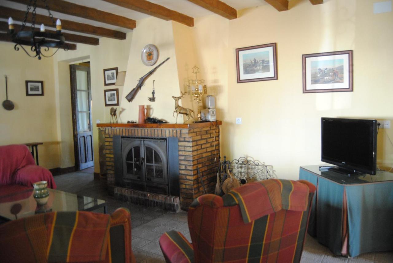 La Casa De La Estacion Chalet *
